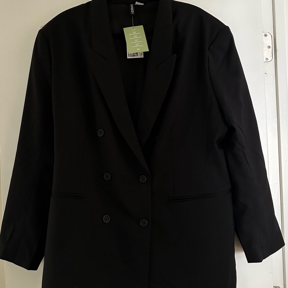 Black Double-Breasted Blazer